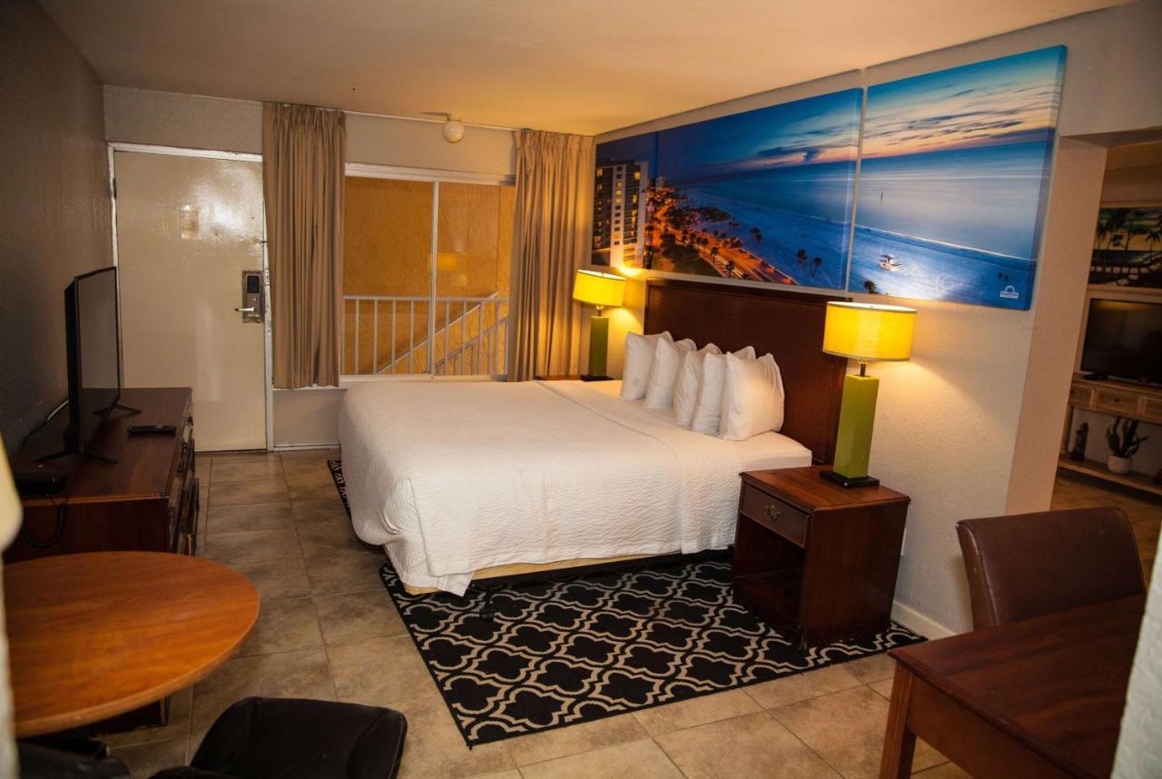 Days Inn By Wyndham Cocoa Cruiseport West At I-95/524 Buitenkant foto