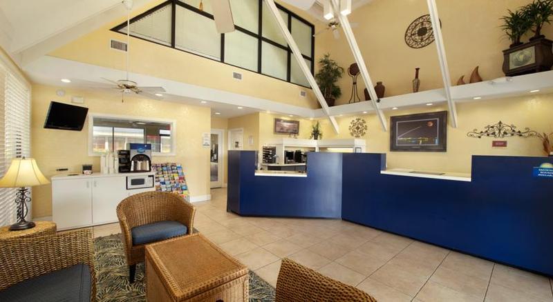 Days Inn By Wyndham Cocoa Cruiseport West At I-95/524 Buitenkant foto