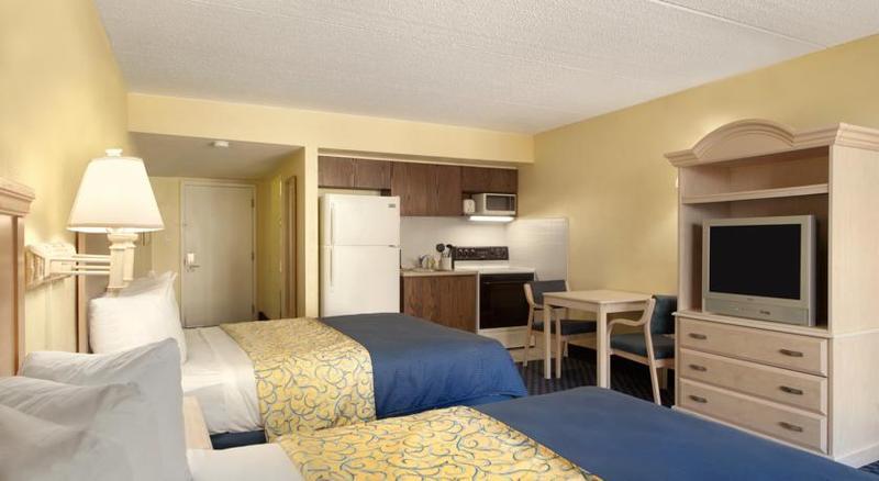 Days Inn By Wyndham Cocoa Cruiseport West At I-95/524 Buitenkant foto