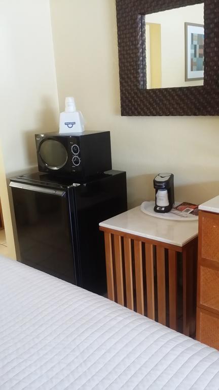 Days Inn By Wyndham Cocoa Cruiseport West At I-95/524 Buitenkant foto