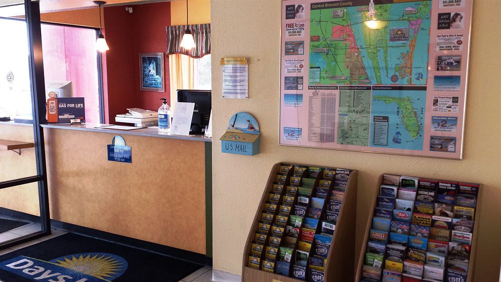 Days Inn By Wyndham Cocoa Cruiseport West At I-95/524 Buitenkant foto